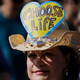Image for article titled Three Days After Cutting Planned Parenthood's Funding, Texas Raids Clinics